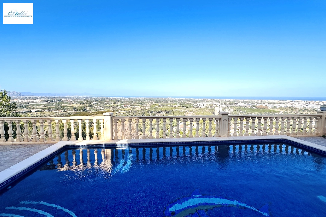 Villa in Denia(Marquesa) zu verkaufen, Wohnfläche 168 m², Baujahr 2011, Zustand gepflegt, + Fussbodenheizung, Klimaanlage, Grundstück 908 m², 3 Schlafzimmer, 2 Badezimmer, Pool, ref.: AS-0225-2