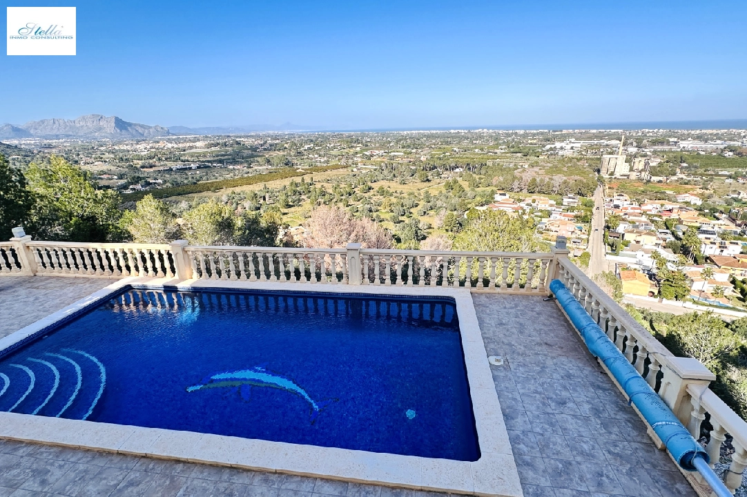 Villa in Denia(Marquesa) zu verkaufen, Wohnfläche 168 m², Baujahr 2011, Zustand gepflegt, + Fussbodenheizung, Klimaanlage, Grundstück 908 m², 3 Schlafzimmer, 2 Badezimmer, Pool, ref.: AS-0225-25