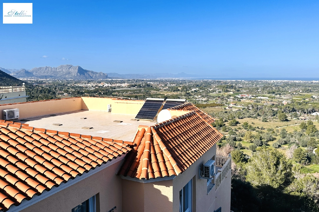 Villa in Denia(Marquesa) zu verkaufen, Wohnfläche 168 m², Baujahr 2011, Zustand gepflegt, + Fussbodenheizung, Klimaanlage, Grundstück 908 m², 3 Schlafzimmer, 2 Badezimmer, Pool, ref.: AS-0225-32