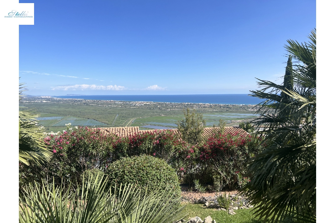 Villa in Denia(Monte Pego) zur Ferienvermietung, Wohnfläche 240 m², Baujahr 1998, Zustand modernisiert, + Fussbodenheizung, Klimaanlage, Grundstück 980 m², 5 Schlafzimmer, 4 Badezimmer, Pool, ref.: T-0121-47