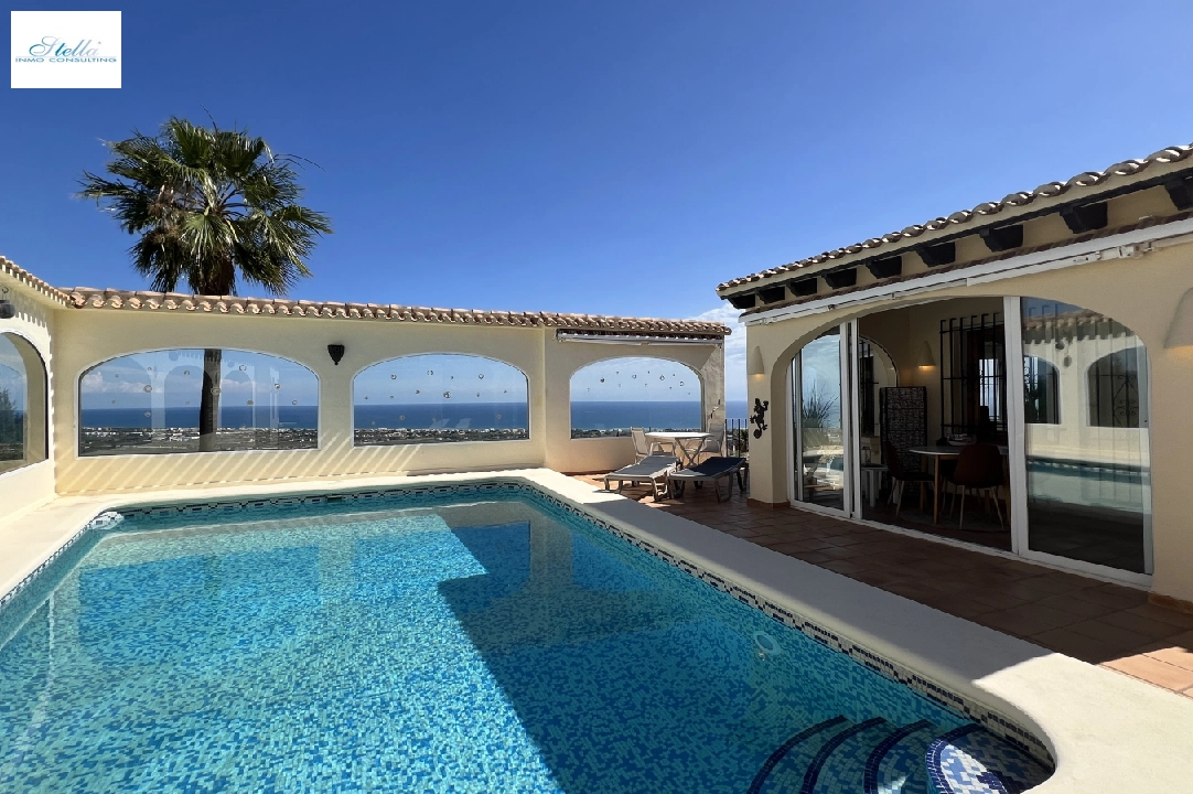 Villa in Denia(Monte Pego) zur Ferienvermietung, Wohnfläche 240 m², Baujahr 1998, Zustand modernisiert, + Fussbodenheizung, Klimaanlage, Grundstück 980 m², 5 Schlafzimmer, 4 Badezimmer, Pool, ref.: T-0121-52