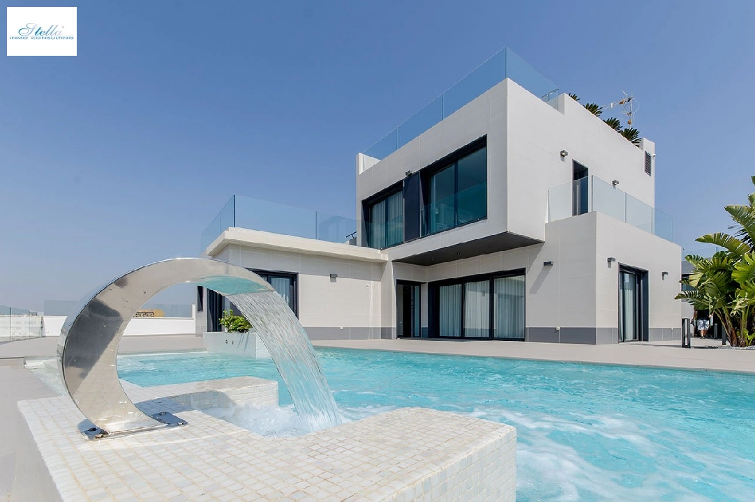 Villa in Dehesa de Campoamor zu verkaufen, Wohnfläche 318 m², Zustand Erstbezug, Grundstück 500 m², 3 Schlafzimmer, 3 Badezimmer, Pool, ref.: HA-DCN-100-E13-4