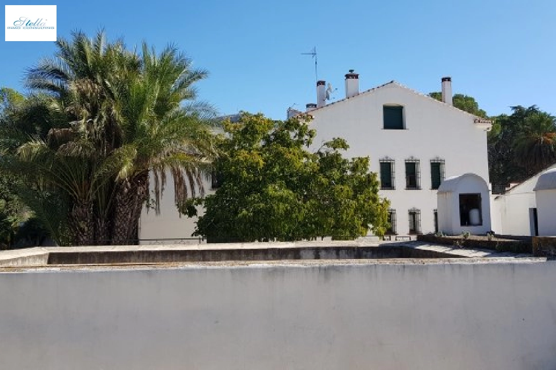 Villa in Gandia zu verkaufen, Wohnfläche 1300 m², Grundstück 200000 m², 20 Badezimmer, ref.: BS-3974641-38