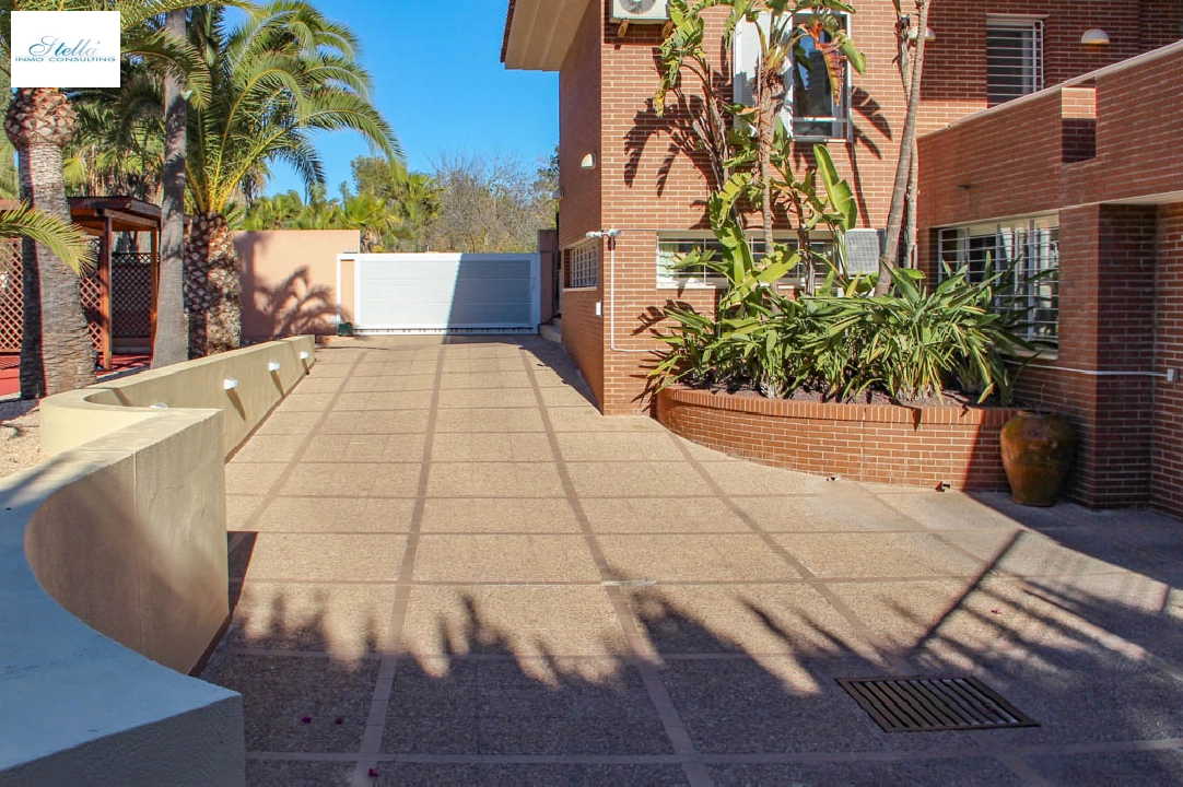 Villa in Benidorm(de Napoles) zu verkaufen, Wohnfläche 642 m², Klimaanlage, Grundstück 1853 m², 7 Schlafzimmer, 6 Badezimmer, Pool, ref.: BP-7035BED-12