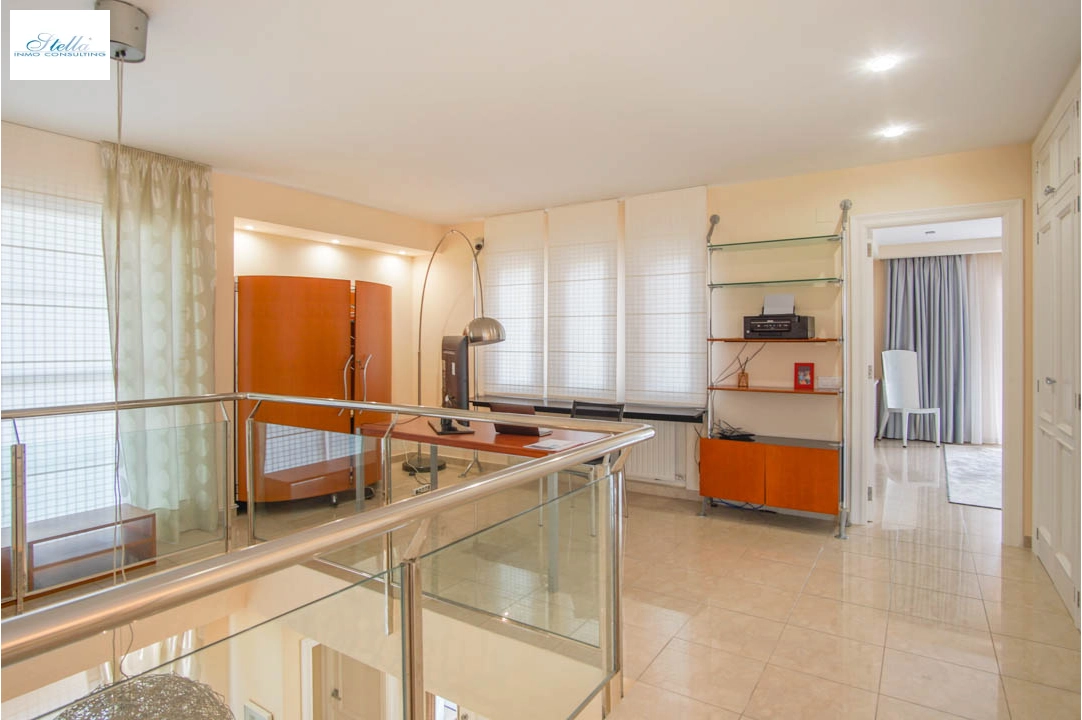 Villa in Benidorm(de Napoles) zu verkaufen, Wohnfläche 642 m², Klimaanlage, Grundstück 1853 m², 7 Schlafzimmer, 6 Badezimmer, Pool, ref.: BP-7035BED-40