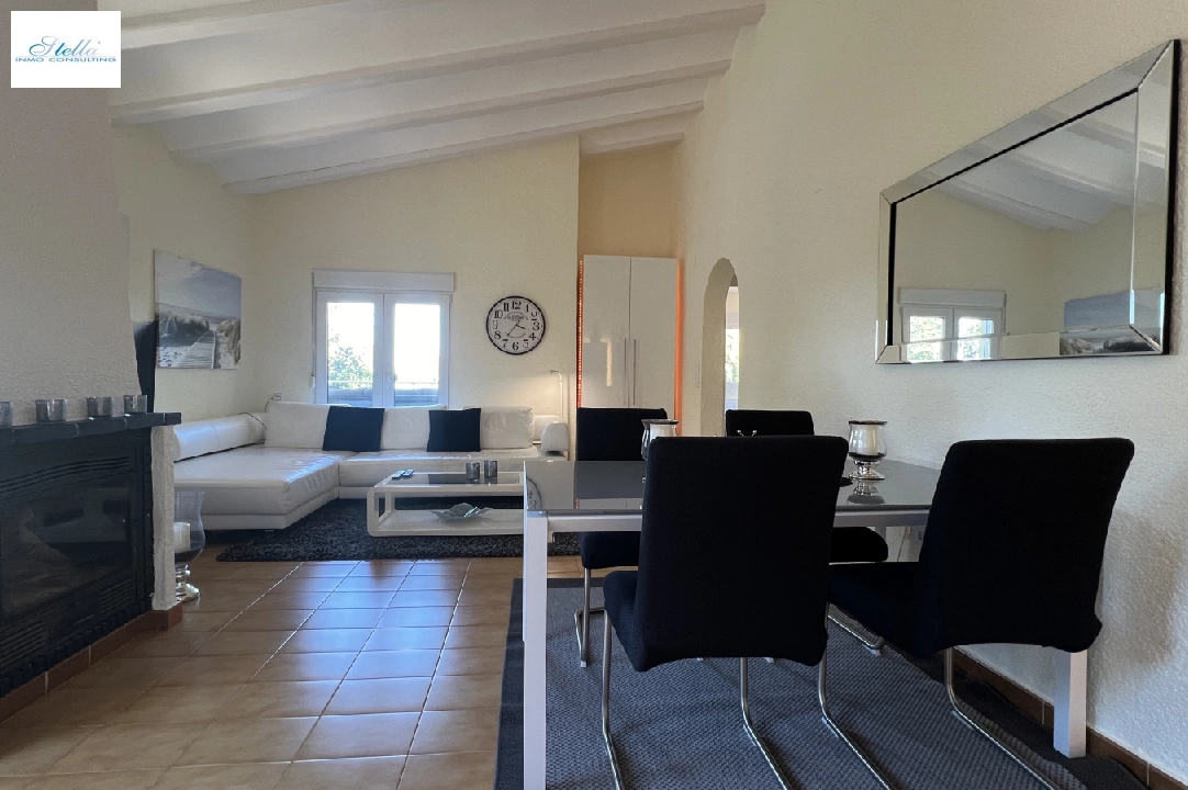 Villa in Denia-La Sella(La Sella ) zur Ferienvermietung, Wohnfläche 111 m², Baujahr 1986, + Zentralheizung, Klimaanlage, Grundstück 495 m², 3 Schlafzimmer, 2 Badezimmer, Pool, ref.: T-0424-21