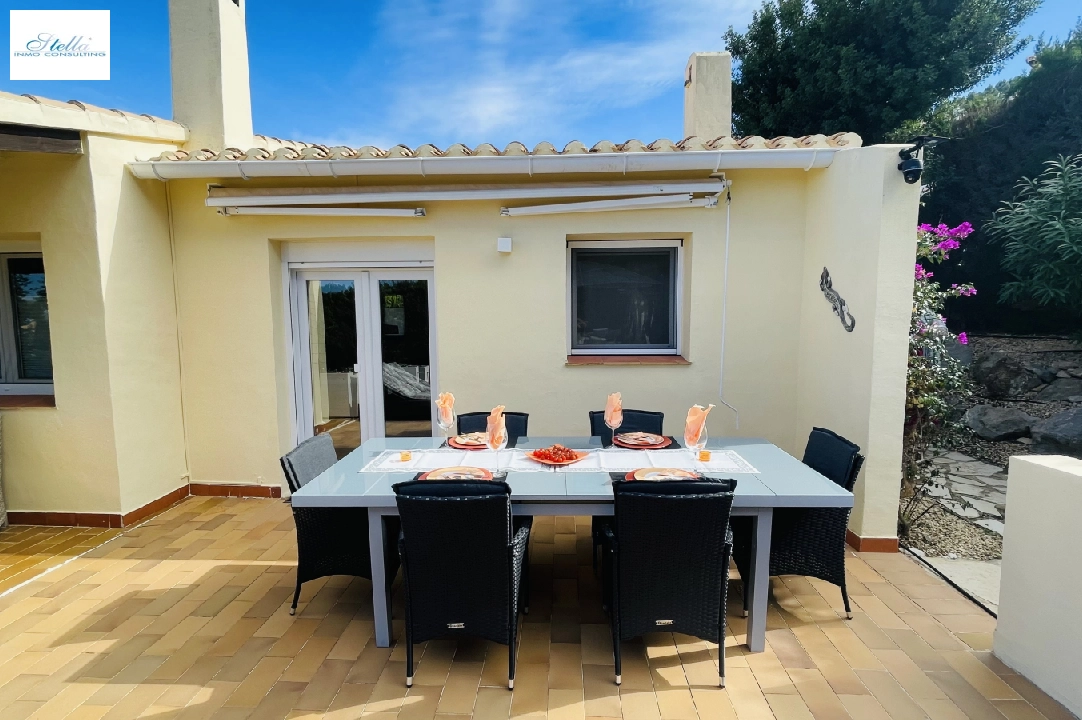 Villa in Denia-La Sella(La Sella ) zur Ferienvermietung, Wohnfläche 111 m², Baujahr 1986, + Zentralheizung, Klimaanlage, Grundstück 495 m², 3 Schlafzimmer, 2 Badezimmer, Pool, ref.: T-0424-4