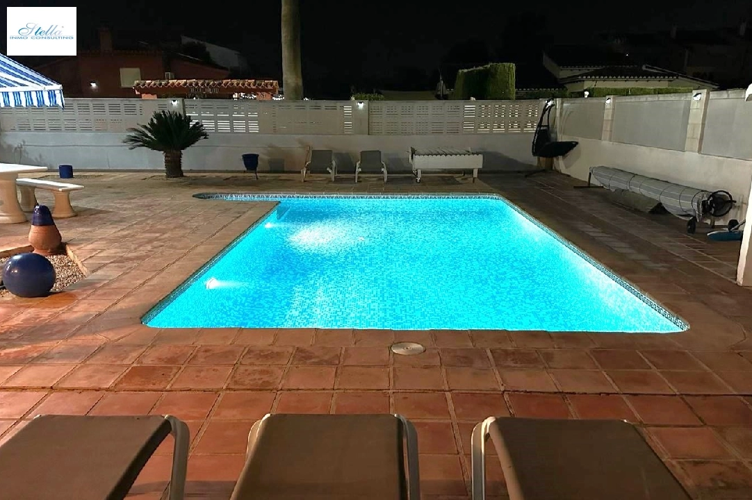 Villa in Els Poblets zu verkaufen, Wohnfläche 152 m², Baujahr 1993, + Zentralheizung, Klimaanlage, Grundstück 582 m², 4 Schlafzimmer, 3 Badezimmer, Pool, ref.: FK-0324-18