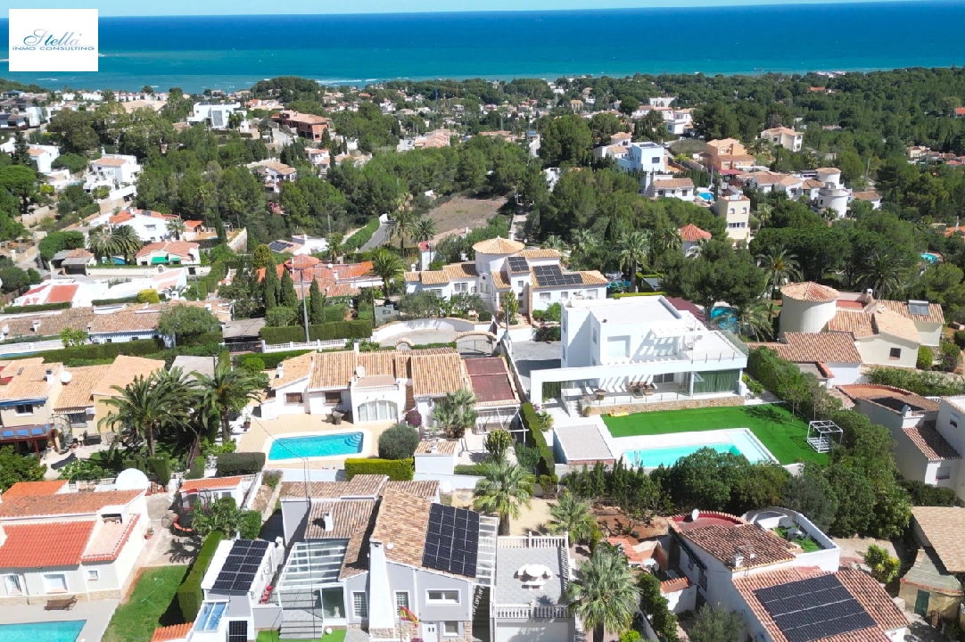 Villa in Denia zur Ferienvermietung, Wohnfläche 166 m², Baujahr 1978, + Ofen, Klimaanlage, Grundstück 802 m², 2 Schlafzimmer, 2 Badezimmer, Pool, ref.: T-0224-31