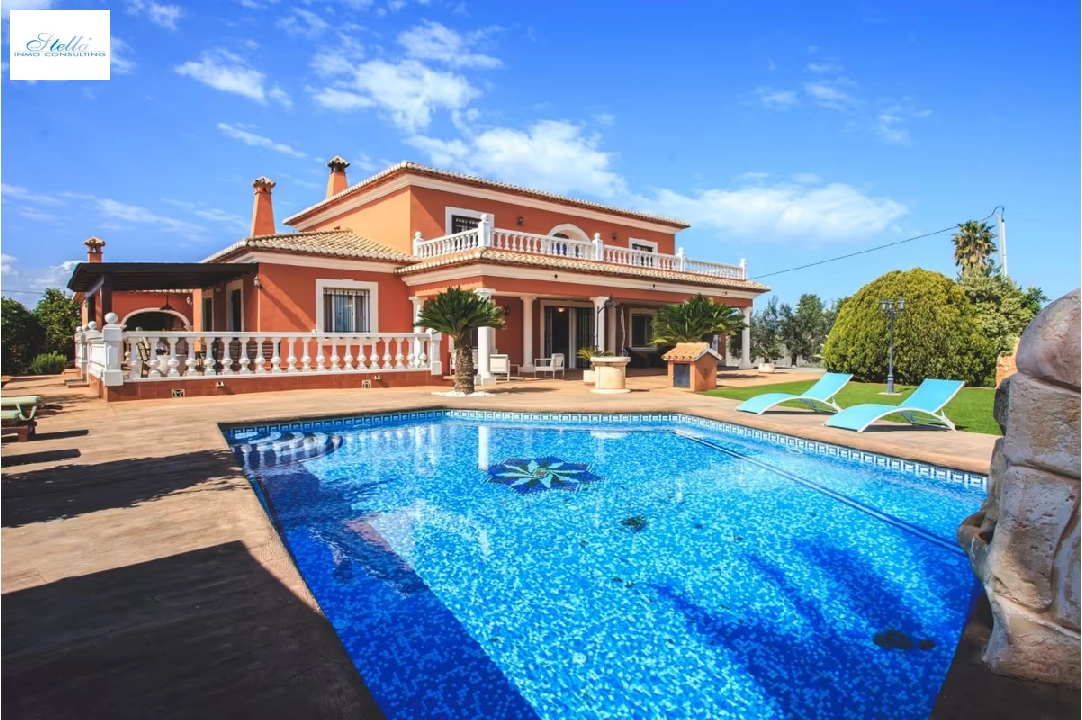 Villa in Denia(Torrecarrals) zu verkaufen, Wohnfläche 442 m², Zustand gepflegt, + Zentralheizung, Grundstück 4441 m², 3 Schlafzimmer, 4 Badezimmer, Pool, ref.: MNC-0124-3