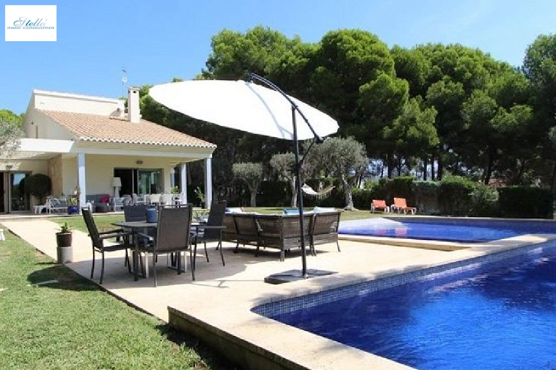 Villa in Moraira(La Cometa) zu verkaufen, Wohnfläche 268 m², Klimaanlage, Grundstück 1846 m², 5 Schlafzimmer, 4 Badezimmer, Pool, ref.: CA-H-1780-AMB-2