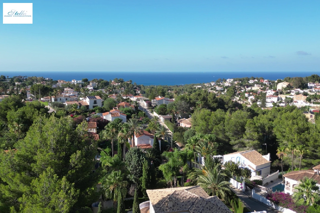 Villa in Denia zu verkaufen, Wohnfläche 185 m², Baujahr 1979, Zustand gepflegt, + Zentralheizung, Klimaanlage, Grundstück 946 m², 3 Schlafzimmer, 3 Badezimmer, Pool, ref.: FK-0924-23