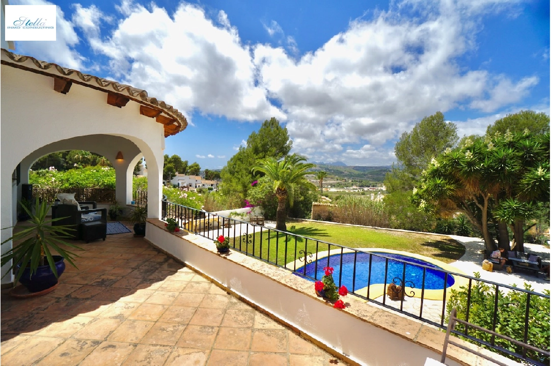 Villa in Moraira(Moraira Alcasar) zu verkaufen, Wohnfläche 267 m², Klimaanlage, Grundstück 972 m², 5 Schlafzimmer, 3 Badezimmer, Pool, ref.: CA-H-1781-AMBI-26