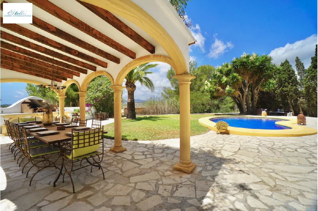 Villa in Moraira(Moraira Alcasar) zu verkaufen, Wohnfläche 267 m², Klimaanlage, Grundstück 972 m², 5 Schlafzimmer, 3 Badezimmer, Pool, ref.: CA-H-1781-AMBI-4