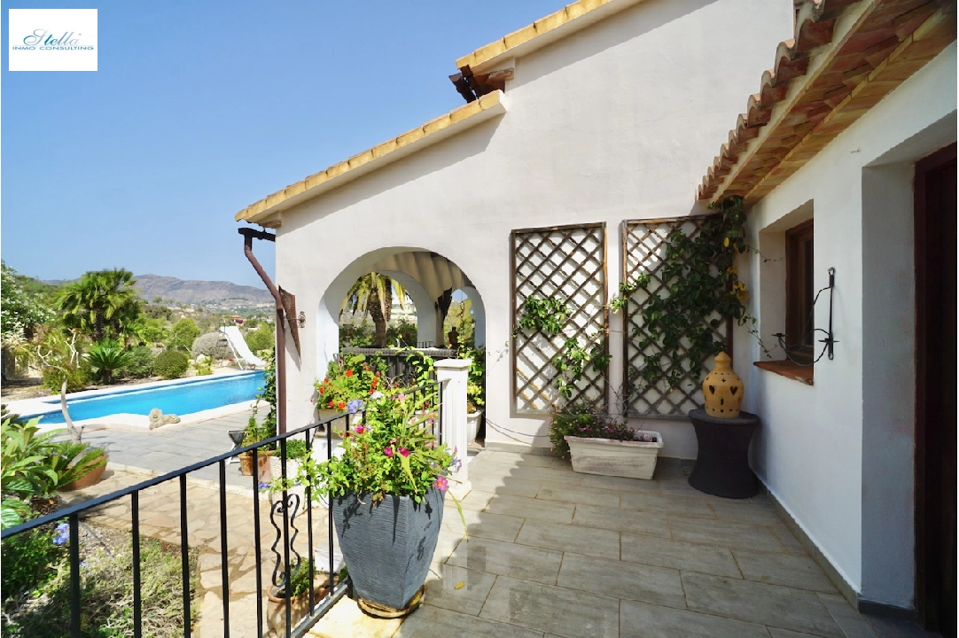 Finca in Benissa(Partida Llenes) zu verkaufen, Wohnfläche 326 m², Klimaanlage, Grundstück 18203 m², 3 Schlafzimmer, 3 Badezimmer, Pool, ref.: CA-F-1784-AMBI-22