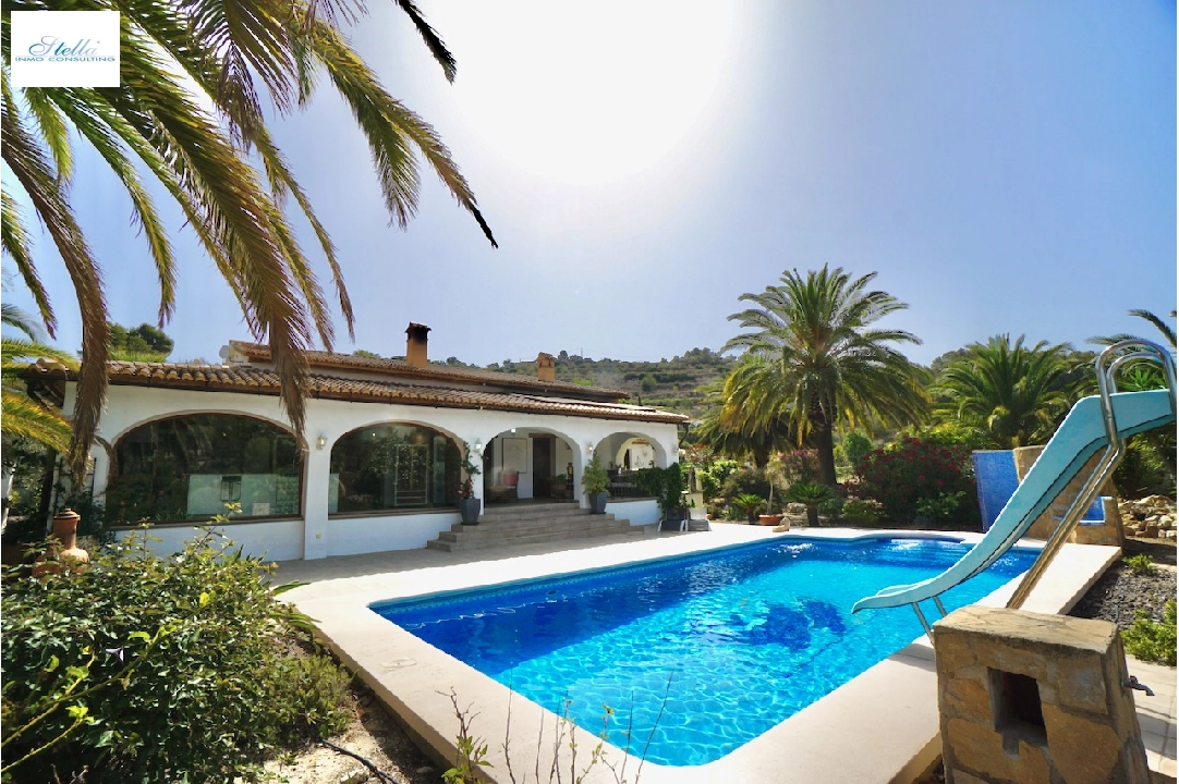 Finca in Benissa(Partida Llenes) zu verkaufen, Wohnfläche 326 m², Klimaanlage, Grundstück 18203 m², 3 Schlafzimmer, 3 Badezimmer, Pool, ref.: CA-F-1784-AMBI-35