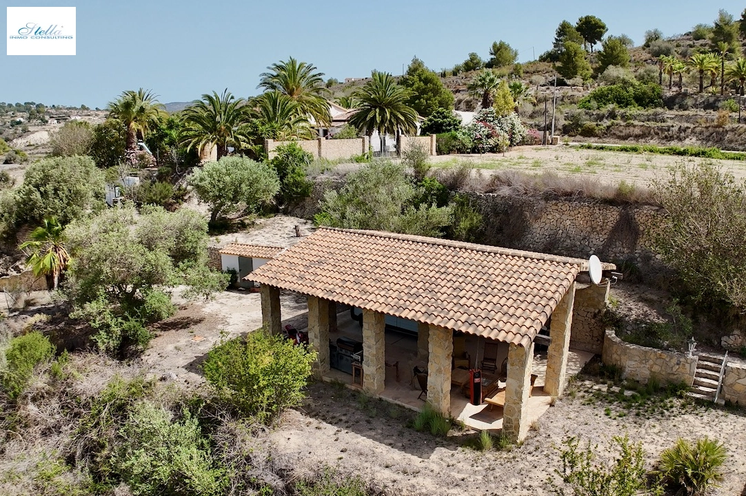 Finca in Benissa(Partida Llenes) zu verkaufen, Wohnfläche 326 m², Klimaanlage, Grundstück 18203 m², 3 Schlafzimmer, 3 Badezimmer, Pool, ref.: CA-F-1784-AMBI-50