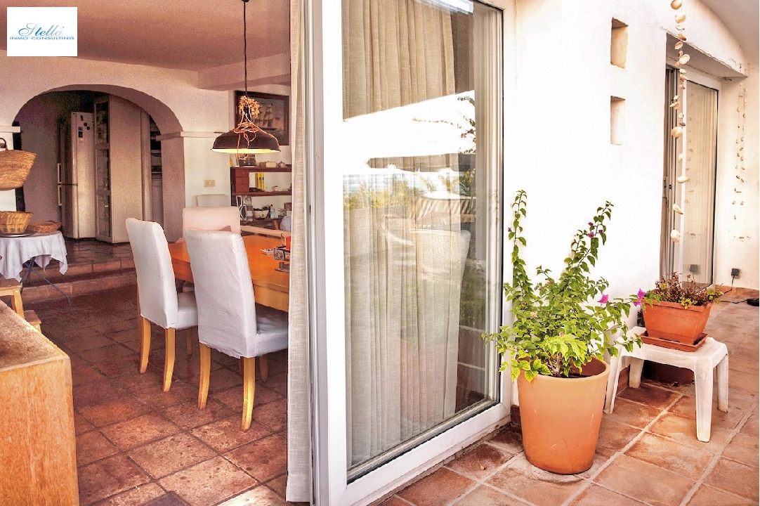 Apartment in Moraira(Moraira Centre) zu verkaufen, Wohnfläche 110 m², Grundstück 440 m², 4 Schlafzimmer, 1 Badezimmer, ref.: CA-A-1789-AMBE-6