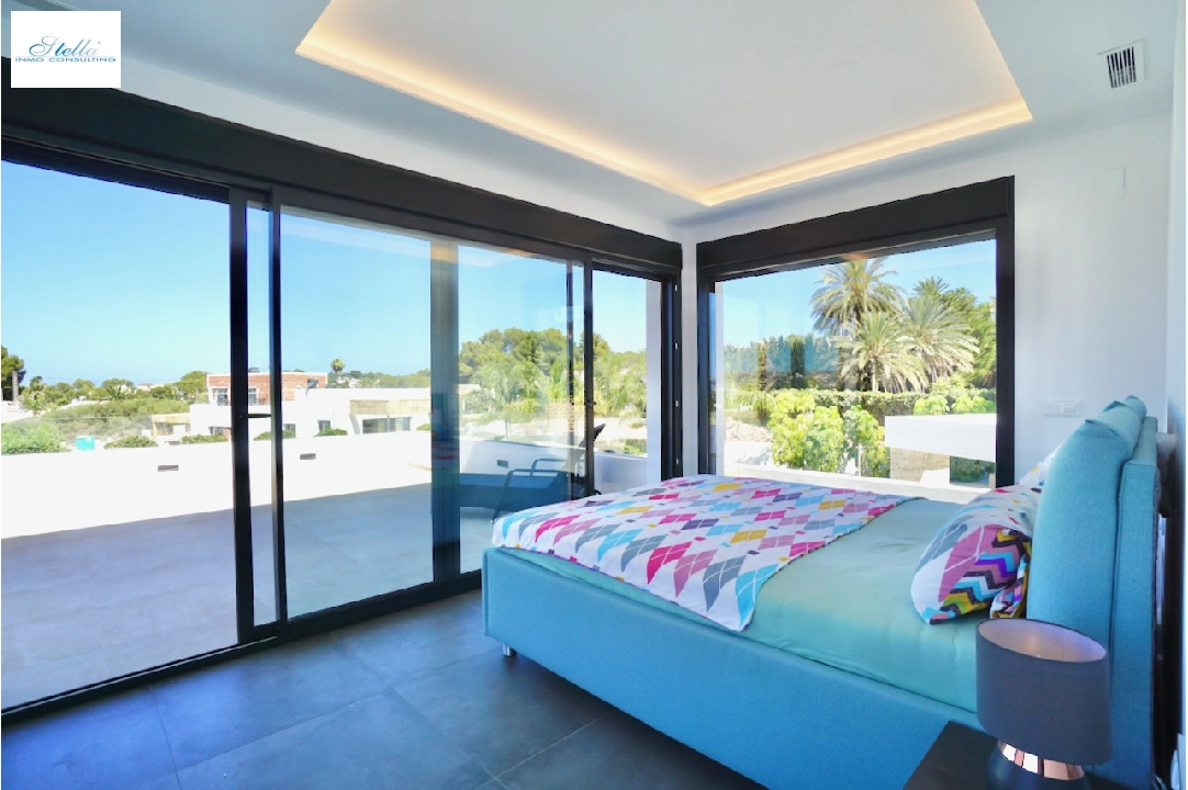 Villa in Javea(Pinosol) zu verkaufen, Wohnfläche 260 m², Zustand Erstbezug, + Fussbodenheizung, Klimaanlage, Grundstück 1866 m², 4 Schlafzimmer, 3 Badezimmer, Pool, ref.: CA-H-1790-AMBE-19