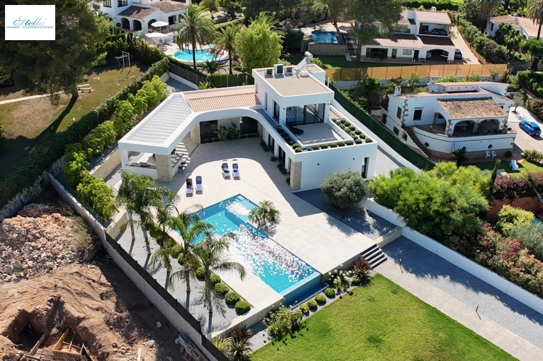 Villa in Javea(Pinosol) zu verkaufen, Wohnfläche 260 m², Zustand Erstbezug, + Fussbodenheizung, Klimaanlage, Grundstück 1866 m², 4 Schlafzimmer, 3 Badezimmer, Pool, ref.: CA-H-1790-AMBE-44