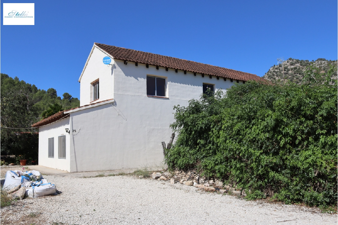 Finca in Jalon zu verkaufen, Wohnfläche 325 m², Grundstück 3520 m², 5 Schlafzimmer, 3 Badezimmer, Pool, ref.: PT-24011-27