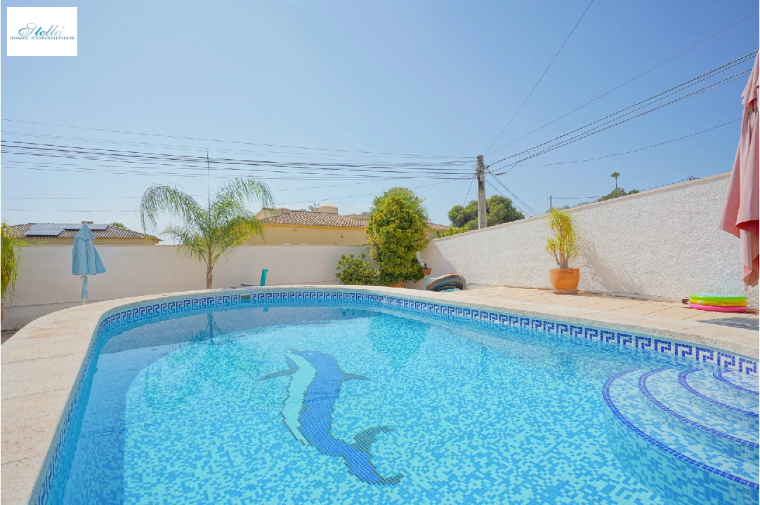 Villa in Calpe(Partida Calalga) zu verkaufen, Wohnfläche 144 m², Klimaanlage, Grundstück 555 m², 3 Schlafzimmer, 3 Badezimmer, Pool, ref.: BP-4418CAL-5