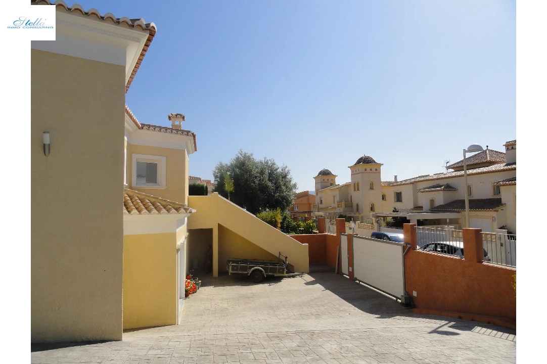 Villa in Calpe(Calpe) zu verkaufen, Wohnfläche 410 m², Klimaanlage, Grundstück 983 m², 3 Schlafzimmer, 3 Badezimmer, Pool, ref.: COB-982-10535-21