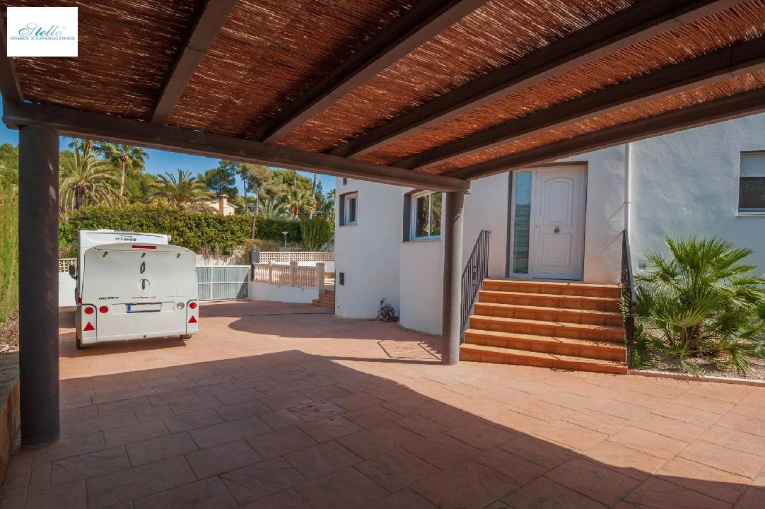 Villa in Benissa(San Jaime) zu verkaufen, Wohnfläche 240 m², Klimaanlage, 6 Schlafzimmer, 3 Badezimmer, Pool, ref.: COB-3449-10535-39