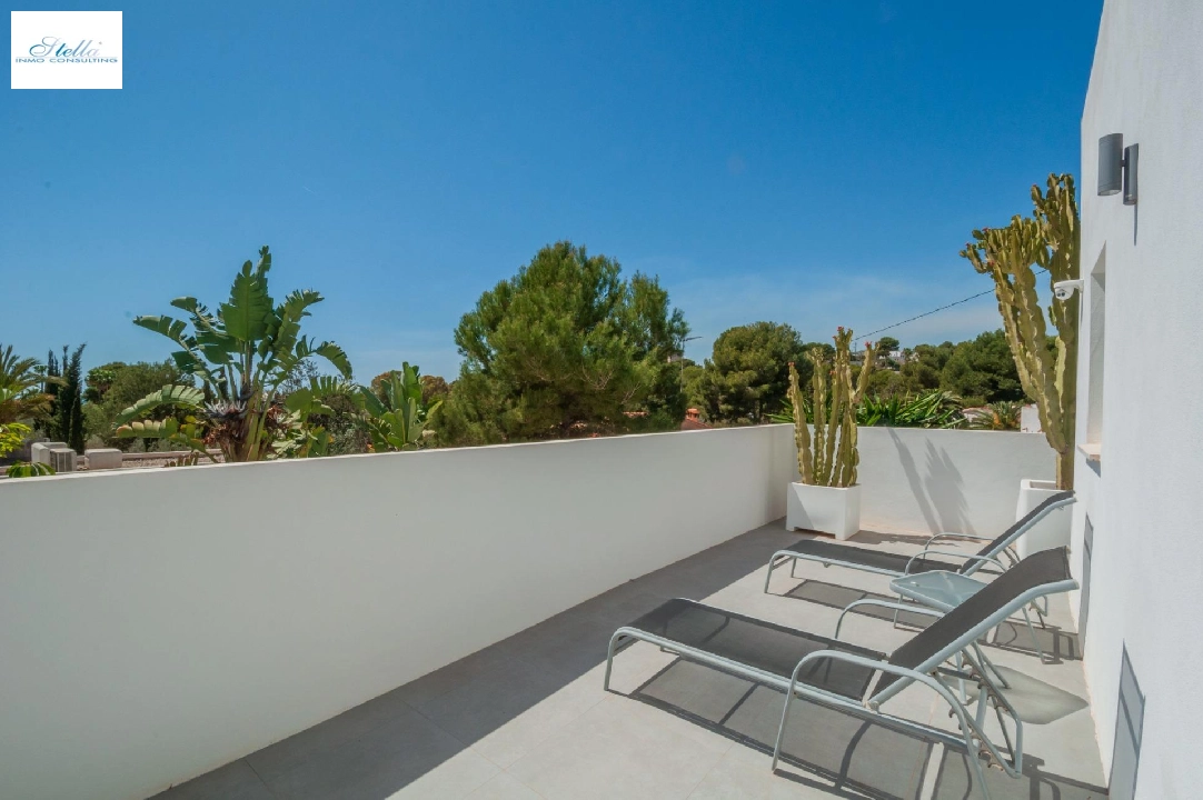 Villa in Moraira(El Portet) zu verkaufen, Wohnfläche 180 m², Klimaanlage, Grundstück 1300 m², 4 Schlafzimmer, 4 Badezimmer, Pool, ref.: COB-3455-10535-26