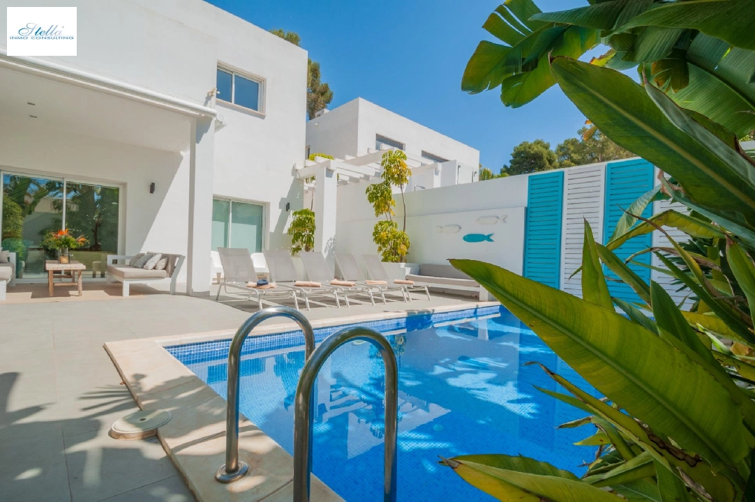 Villa in Moraira(El Portet) zu verkaufen, Wohnfläche 180 m², Klimaanlage, Grundstück 1300 m², 4 Schlafzimmer, 4 Badezimmer, Pool, ref.: COB-3455-10535-8