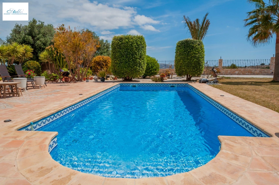 Finca in Teulada(Zona de la playa) zu verkaufen, Wohnfläche 238 m², Klimaanlage, Grundstück 14129 m², 5 Schlafzimmer, 4 Badezimmer, Pool, ref.: COB-3457-10535-4