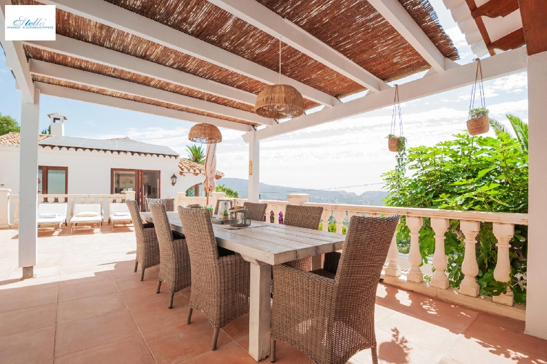 Villa in Moraira(Benimeit) zu verkaufen, Wohnfläche 168 m², Klimaanlage, 3 Schlafzimmer, 3 Badezimmer, Pool, ref.: COB-3467-10535-25