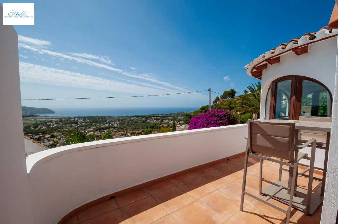 Villa in Moraira(Benimeit) zu verkaufen, Wohnfläche 168 m², Klimaanlage, 3 Schlafzimmer, 3 Badezimmer, Pool, ref.: COB-3467-10535-5