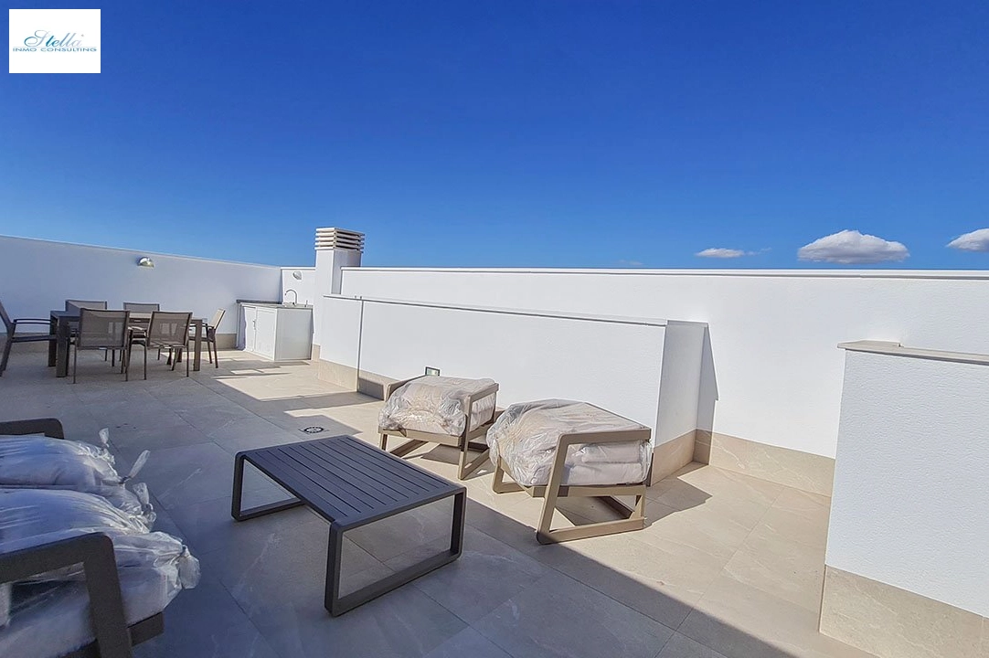 Reihenhaus in San Pedro del Pinatar zu verkaufen, Wohnfläche 157 m², Zustand Erstbezug, Grundstück 92 m², 3 Schlafzimmer, 2 Badezimmer, Pool, ref.: HA-SAN-115-R01-23