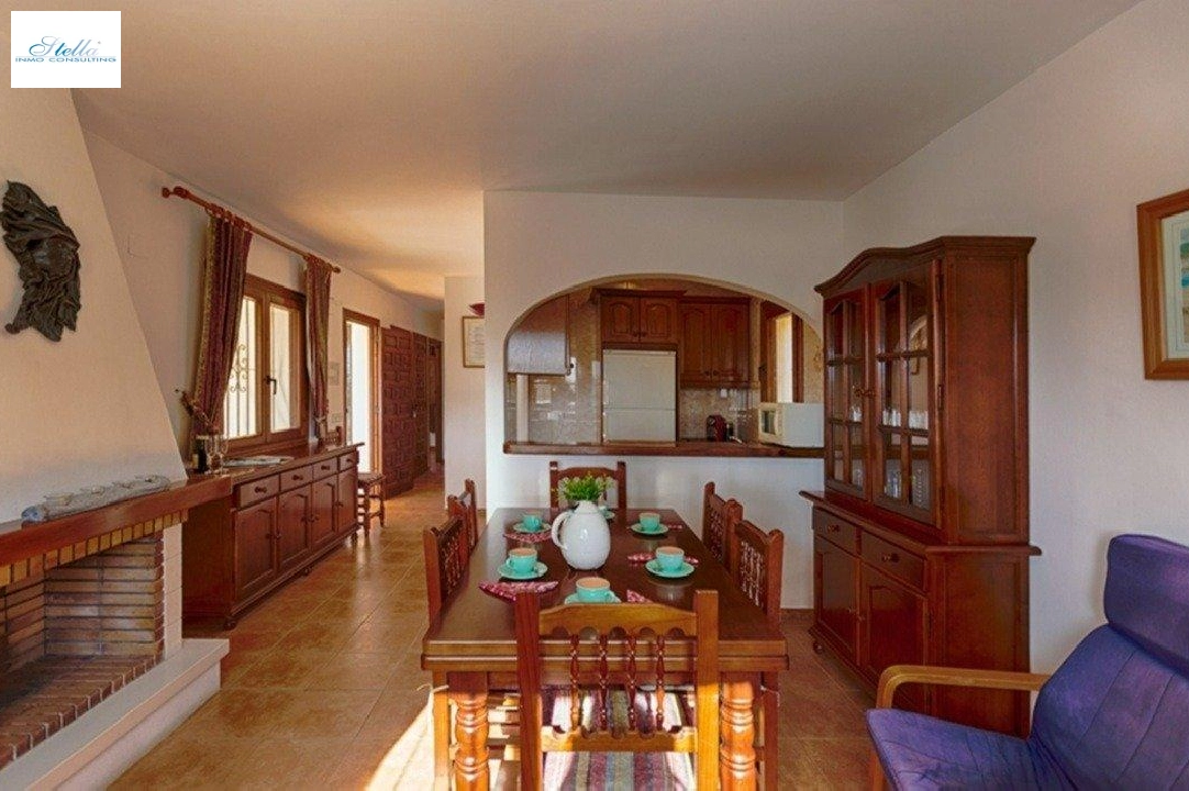 Villa in Calpe zu verkaufen, Wohnfläche 90 m², + Ofen, Klimaanlage, Grundstück 800 m², 3 Schlafzimmer, 1 Badezimmer, Pool, ref.: AM-11853DR-13