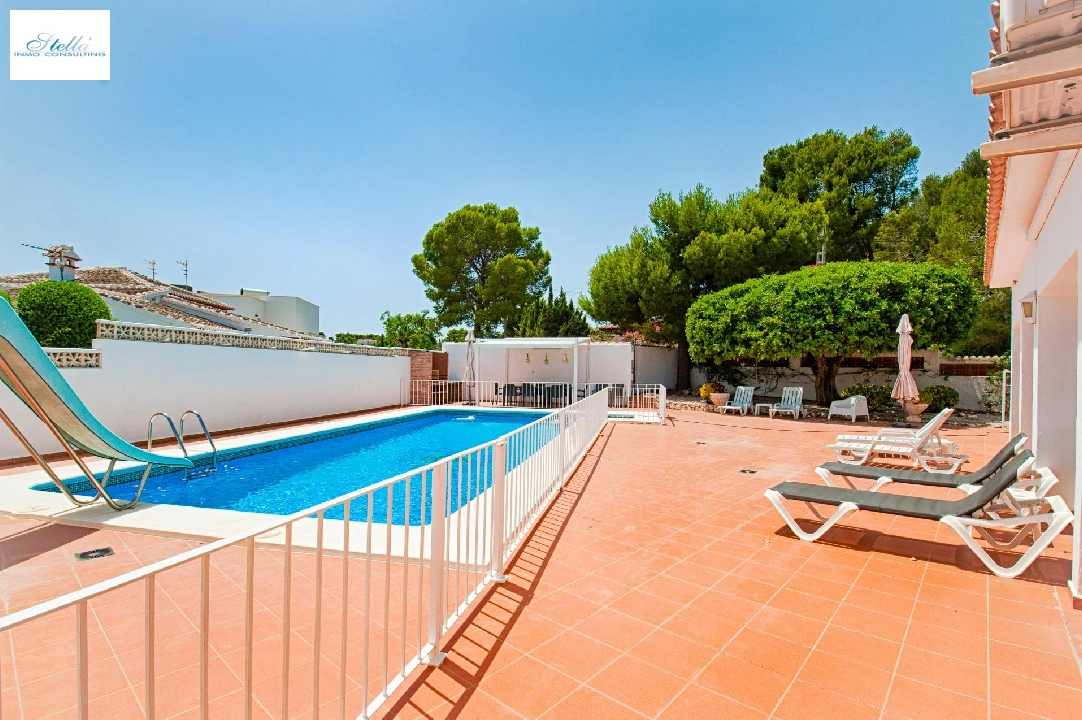 Villa in Moraira zu verkaufen, Wohnfläche 176 m², Klimaanlage, Grundstück 1050 m², 4 Schlafzimmer, 2 Badezimmer, Pool, ref.: AM-12011DA-35