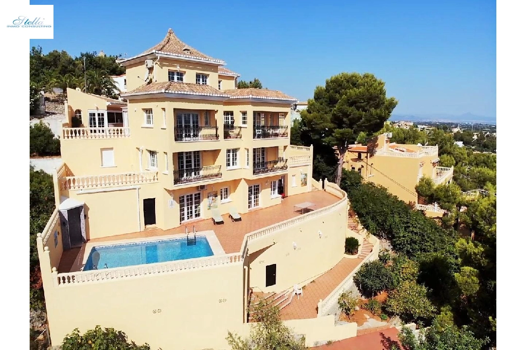 Villa in Denia zu verkaufen, Wohnfläche 319 m², Klimaanlage, Grundstück 900 m², 6 Schlafzimmer, 4 Badezimmer, Pool, ref.: AM-12170DA-1