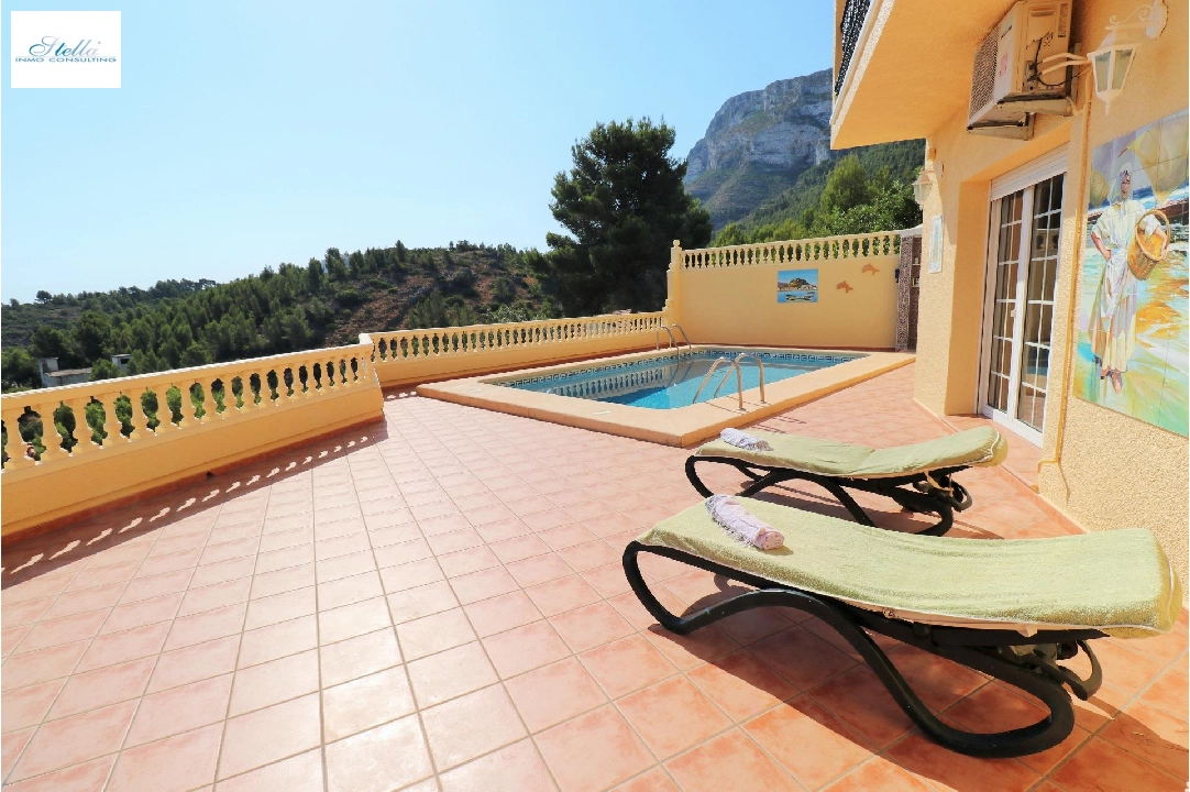 Villa in Denia zu verkaufen, Wohnfläche 319 m², Klimaanlage, Grundstück 900 m², 6 Schlafzimmer, 4 Badezimmer, Pool, ref.: AM-12170DA-16