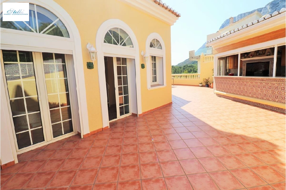 Villa in Denia zu verkaufen, Wohnfläche 319 m², Klimaanlage, Grundstück 900 m², 6 Schlafzimmer, 4 Badezimmer, Pool, ref.: AM-12170DA-6