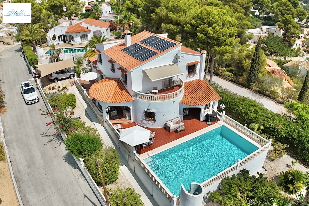 Villa in Benissa(Baladrar) zu verkaufen, Wohnfläche 290 m², Klimaanlage, Grundstück 841 m², 5 Schlafzimmer, 4 Badezimmer, Pool, ref.: CA-H-1801-AMBE-15