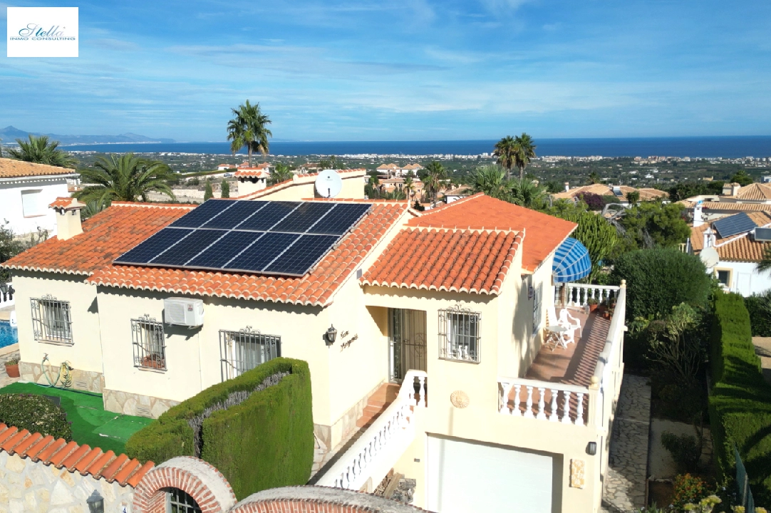 Villa in Denia(Marquesa 6 ) zu verkaufen, Wohnfläche 150 m², Baujahr 1995, Zustand gepflegt, + Zentralheizung, Klimaanlage, Grundstück 800 m², 3 Schlafzimmer, 3 Badezimmer, Pool, ref.: AS-0924-1