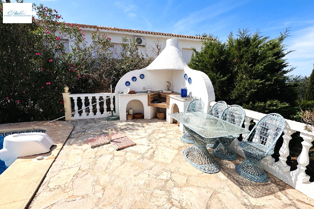 Villa in Denia(Marquesa 6 ) zu verkaufen, Wohnfläche 150 m², Baujahr 1995, Zustand gepflegt, + Zentralheizung, Klimaanlage, Grundstück 800 m², 3 Schlafzimmer, 3 Badezimmer, Pool, ref.: AS-0924-46