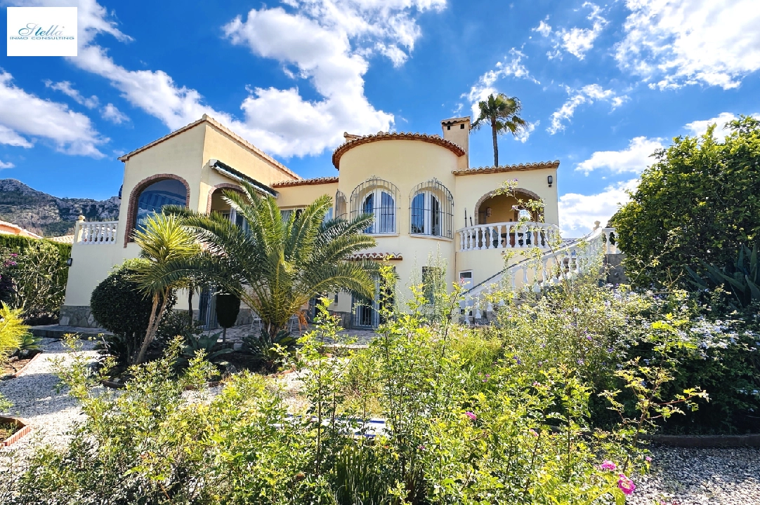 Villa in Denia(Marquesa 6 ) zu verkaufen, Wohnfläche 150 m², Baujahr 1995, Zustand gepflegt, + Zentralheizung, Klimaanlage, Grundstück 800 m², 3 Schlafzimmer, 3 Badezimmer, Pool, ref.: AS-0924-6