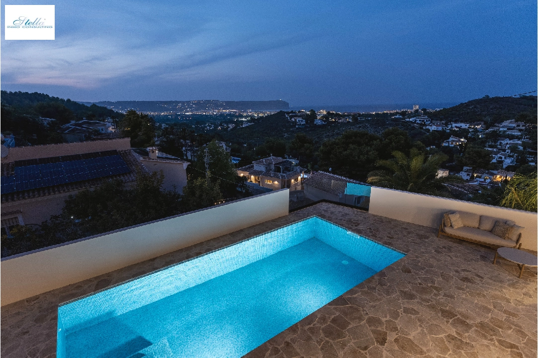 Villa in Javea(Pinosol) zu verkaufen, Wohnfläche 250 m², Klimaanlage, Grundstück 900 m², 3 Schlafzimmer, 3 Badezimmer, Pool, ref.: CA-H-1821-AMBI-28