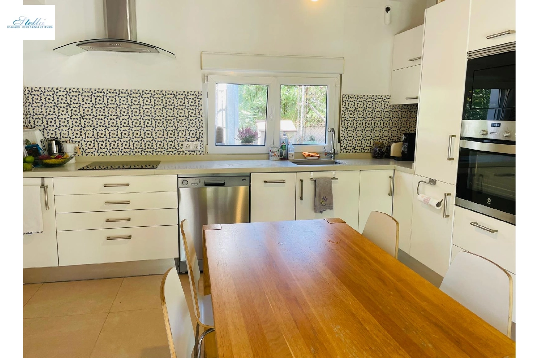 Villa in Denia zu verkaufen, Wohnfläche 133 m², Baujahr 1970, Klimaanlage, Grundstück 350 m², 3 Schlafzimmer, 2 Badezimmer, Pool, ref.: UM-UV-0624-10