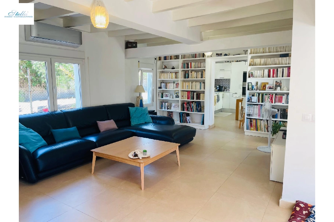 Villa in Denia zu verkaufen, Wohnfläche 133 m², Baujahr 1970, Klimaanlage, Grundstück 350 m², 3 Schlafzimmer, 2 Badezimmer, Pool, ref.: UM-UV-0624-7