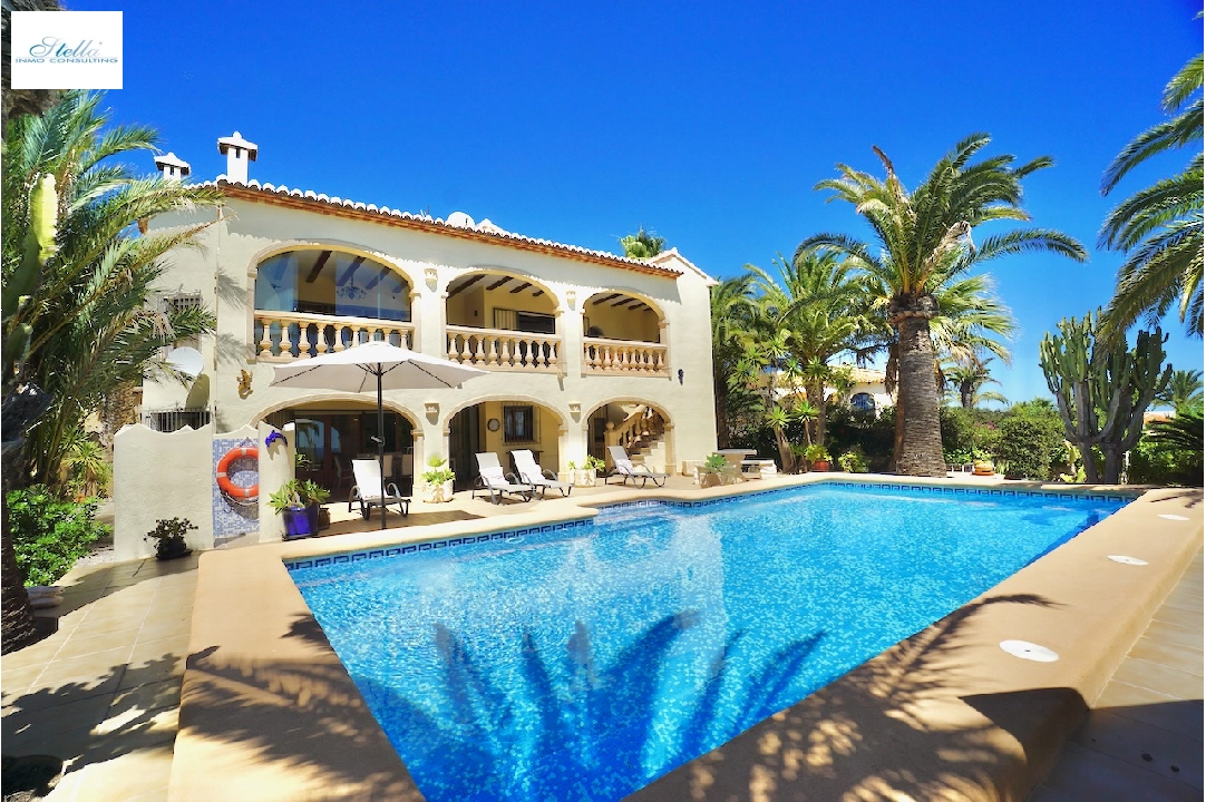 Villa in Benitachell(La Cumbre del Sol) zu verkaufen, Wohnfläche 340 m², Grundstück 994 m², 5 Schlafzimmer, 5 Badezimmer, Pool, ref.: CA-H-1677-AMB-1