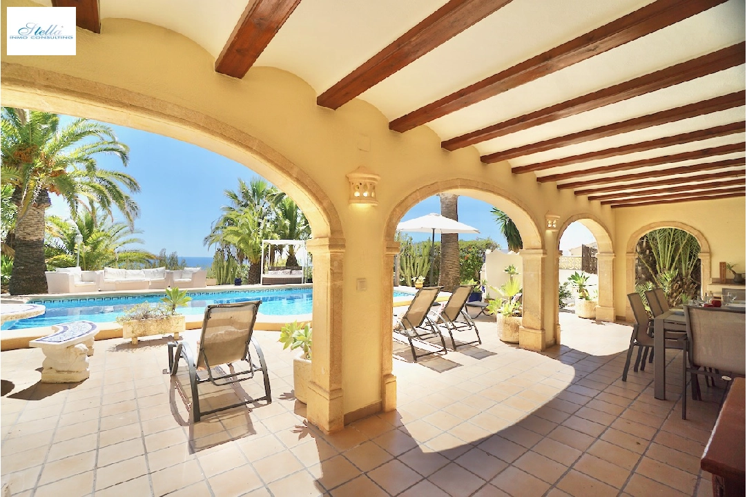 Villa in Benitachell(La Cumbre del Sol) zu verkaufen, Wohnfläche 340 m², Grundstück 994 m², 5 Schlafzimmer, 5 Badezimmer, Pool, ref.: CA-H-1677-AMB-19