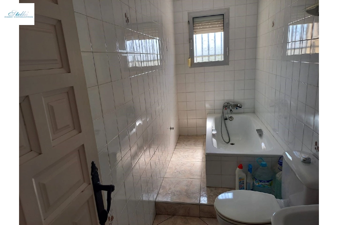 Villa in San Fulgencio zu verkaufen, Wohnfläche 216 m², Zustand gepflegt, Klimaanlage, Grundstück 268 m², 5 Schlafzimmer, 2 Badezimmer, ref.: HA-M-SC-OFI-7