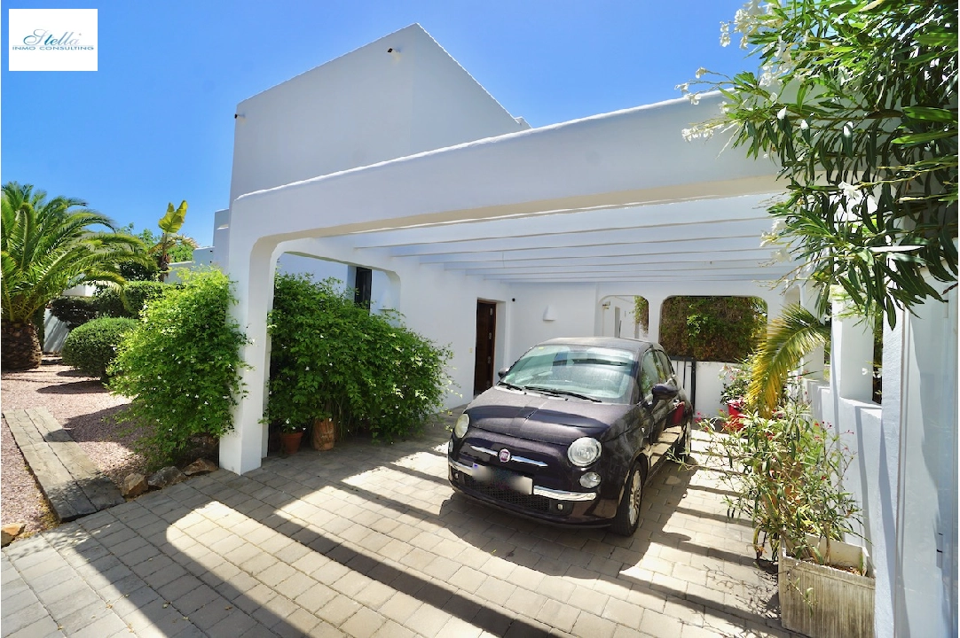 Villa in Moraira(Camarrocha) zu verkaufen, Wohnfläche 261 m², Klimaanlage, Grundstück 831 m², 3 Schlafzimmer, 3 Badezimmer, Pool, ref.: CA-H-1670-AMB-13